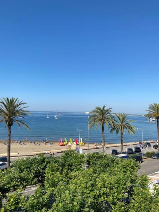 Apartment Primera Linea De Mar Y Playa *